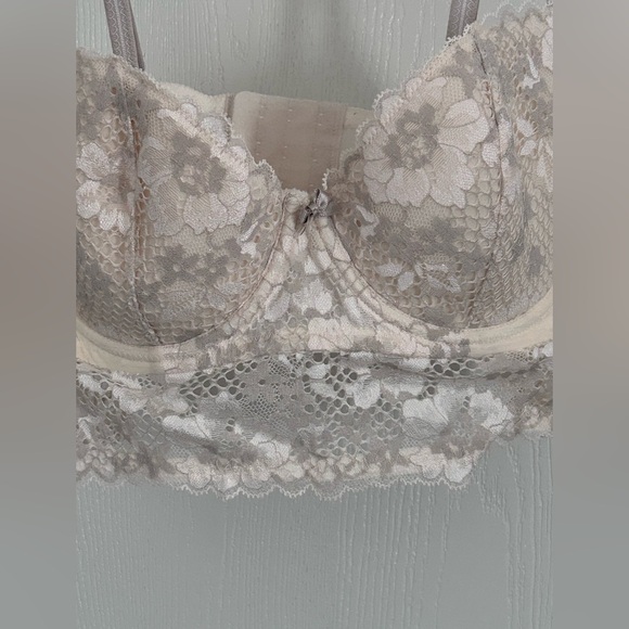 Adore Me | Lace Bralette in Cream and Gray | Size 38B - Picture 4 of 9